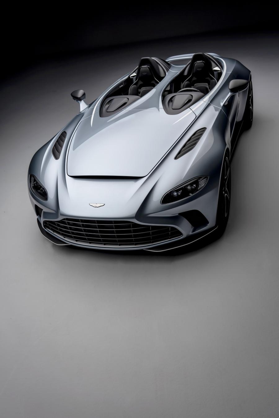  Aston Martin V12 Speedster 2020 года  (WW) (фото 8 из 39)